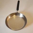 Meyer Bella Cuisine 10 Frying Pan Skillet Raised Stainless Steel Used. Price: $28.99.