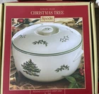 Spode Christmas Tree Round Covered Deep Casserole Dish (8.75" X 5") New. Price: $35.00.