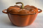 Pioneer Woman 3.5-QUART Pumpkin-shaped Enamel Cast Iron Dutch Oven Orange New. Price: $45.55.