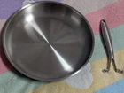 Delarlo Stainless Steel Frying Pan 12 Inch Whole Body Try Ply Heavy Duty New. Price: $20.00.