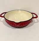 New Technique Enameled Cast Iron Round Ribbed Casserole Dish Pan Red Used. Price: $30.00.