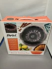 Parini Bundt Baking Pan - INV10029 New. Price: $31.16.