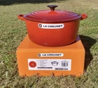 Le Creuset 7.25 Qt Classic French Dutch Oven Cerise Cherry Red New In Box 1/4. Price: $520.00.